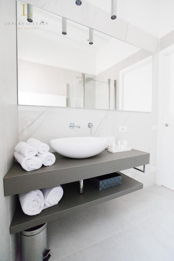 Loversinitaly Romantic Apartments - Altana And Jacuzzi Венеция Экстерьер фото