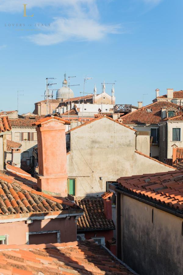 Loversinitaly Romantic Apartments - Altana And Jacuzzi Венеция Экстерьер фото