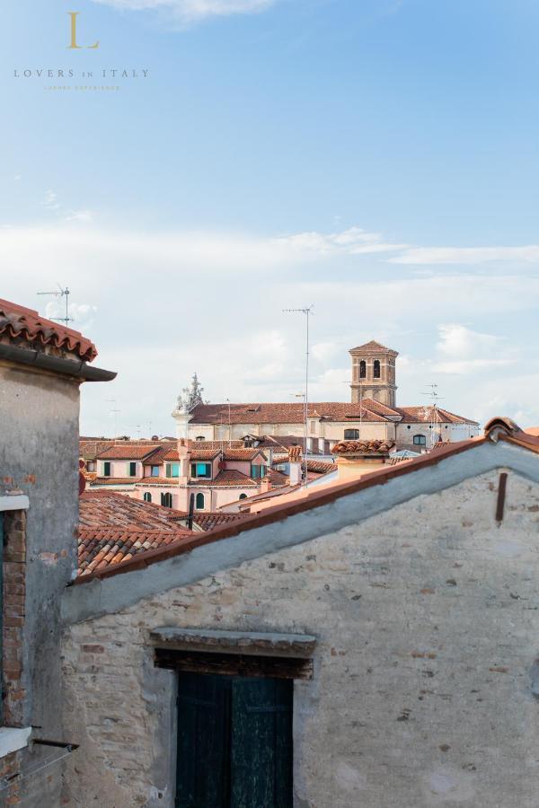 Loversinitaly Romantic Apartments - Altana And Jacuzzi Венеция Экстерьер фото